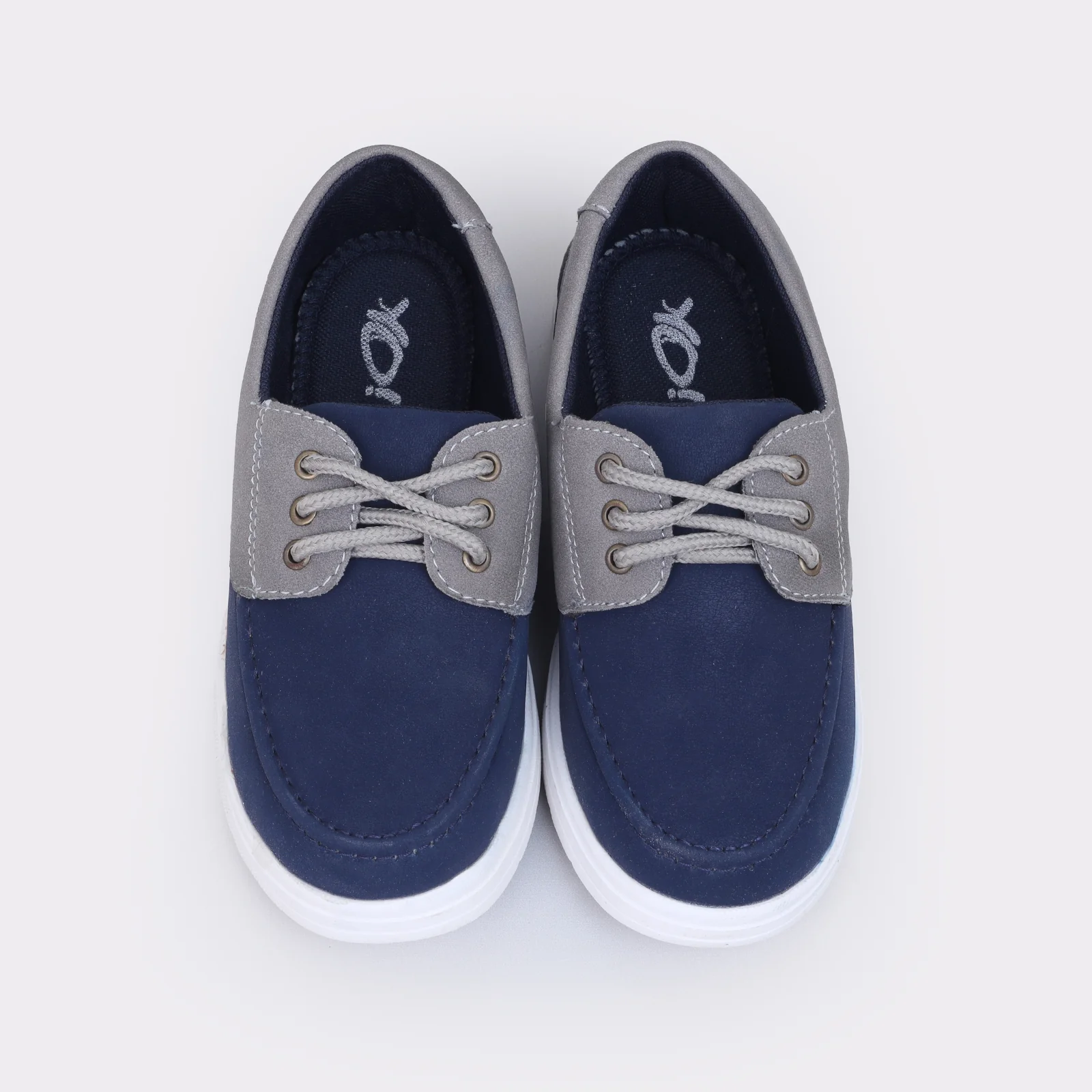 Kids strap shoes - Image 3