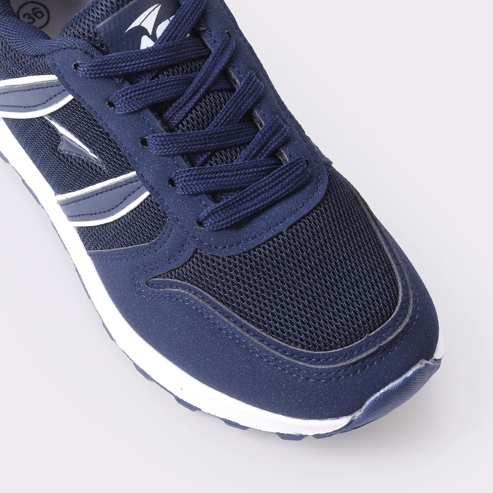 Younth Sneakers - Image 6