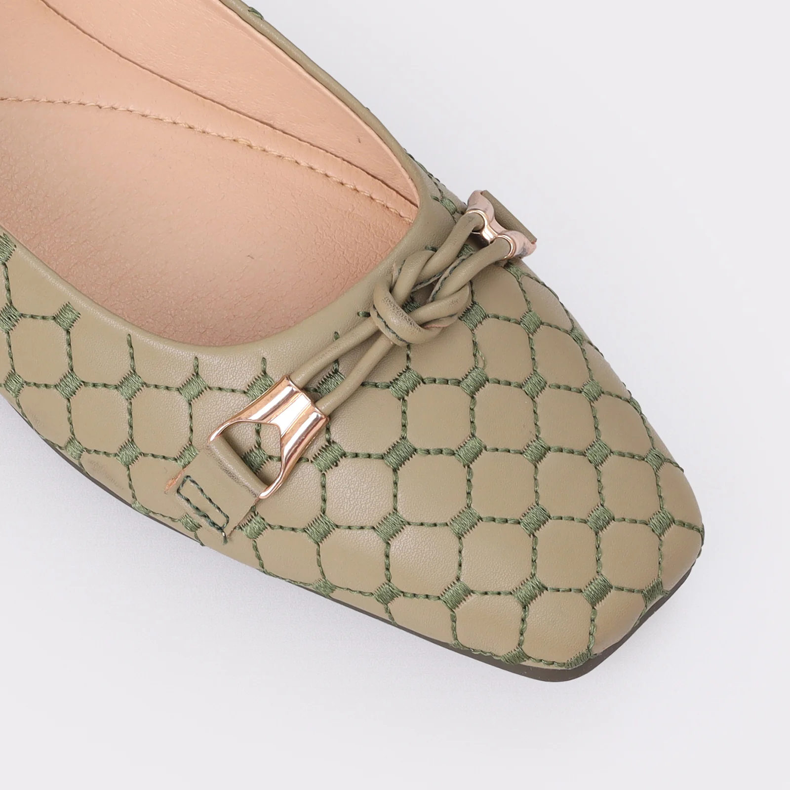 Women's sleek pumps - Image 6