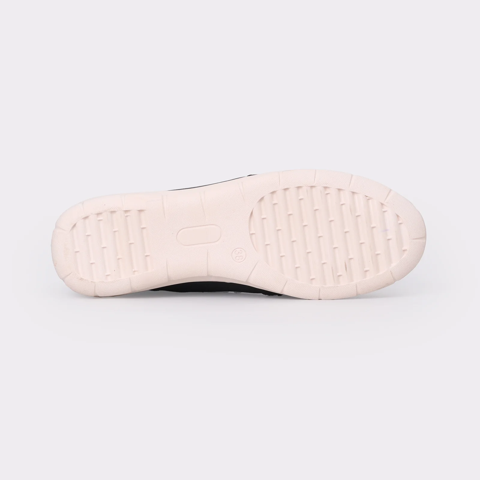 Women's Elegant Moccs - Image 5