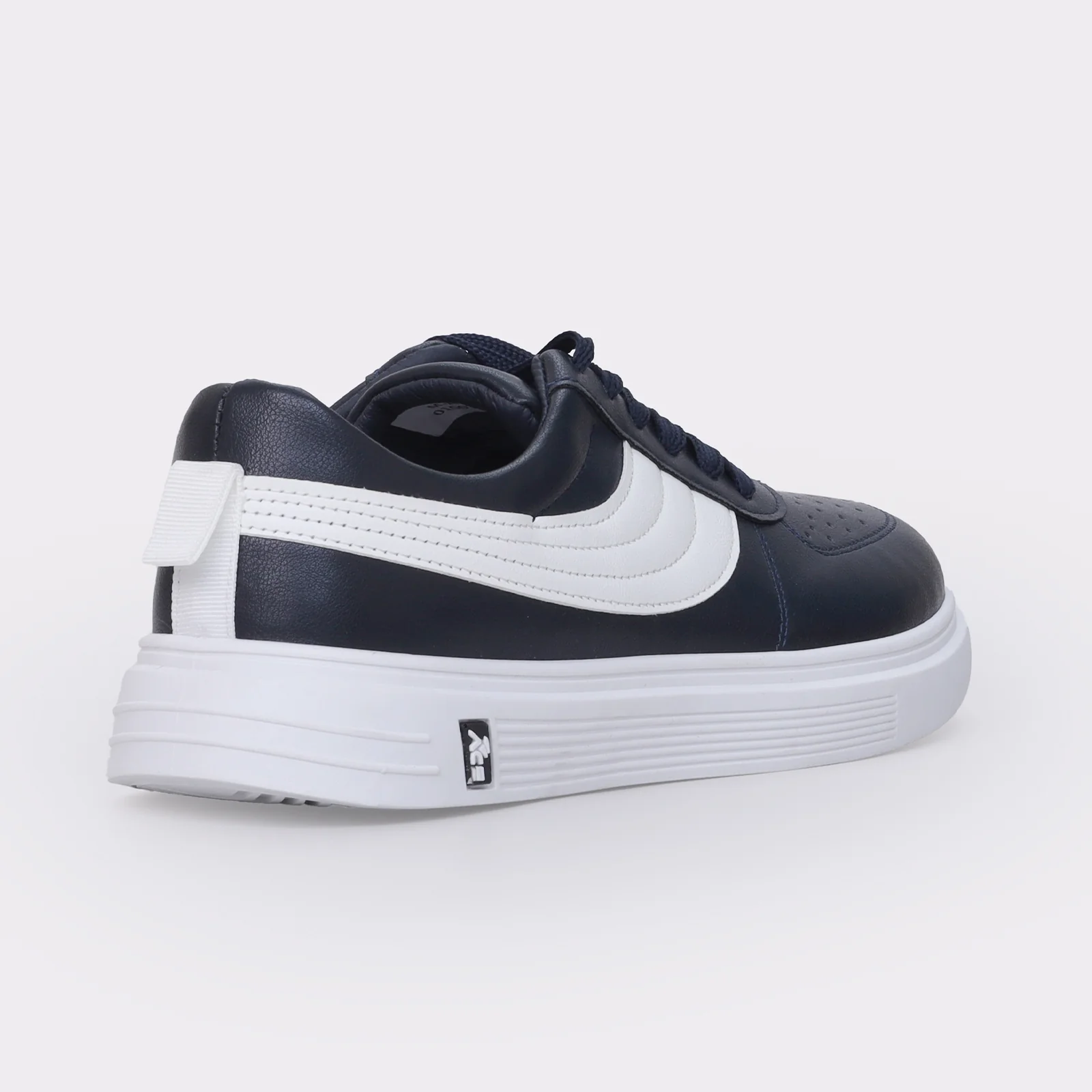 Men's dailywear sneakers - Image 5