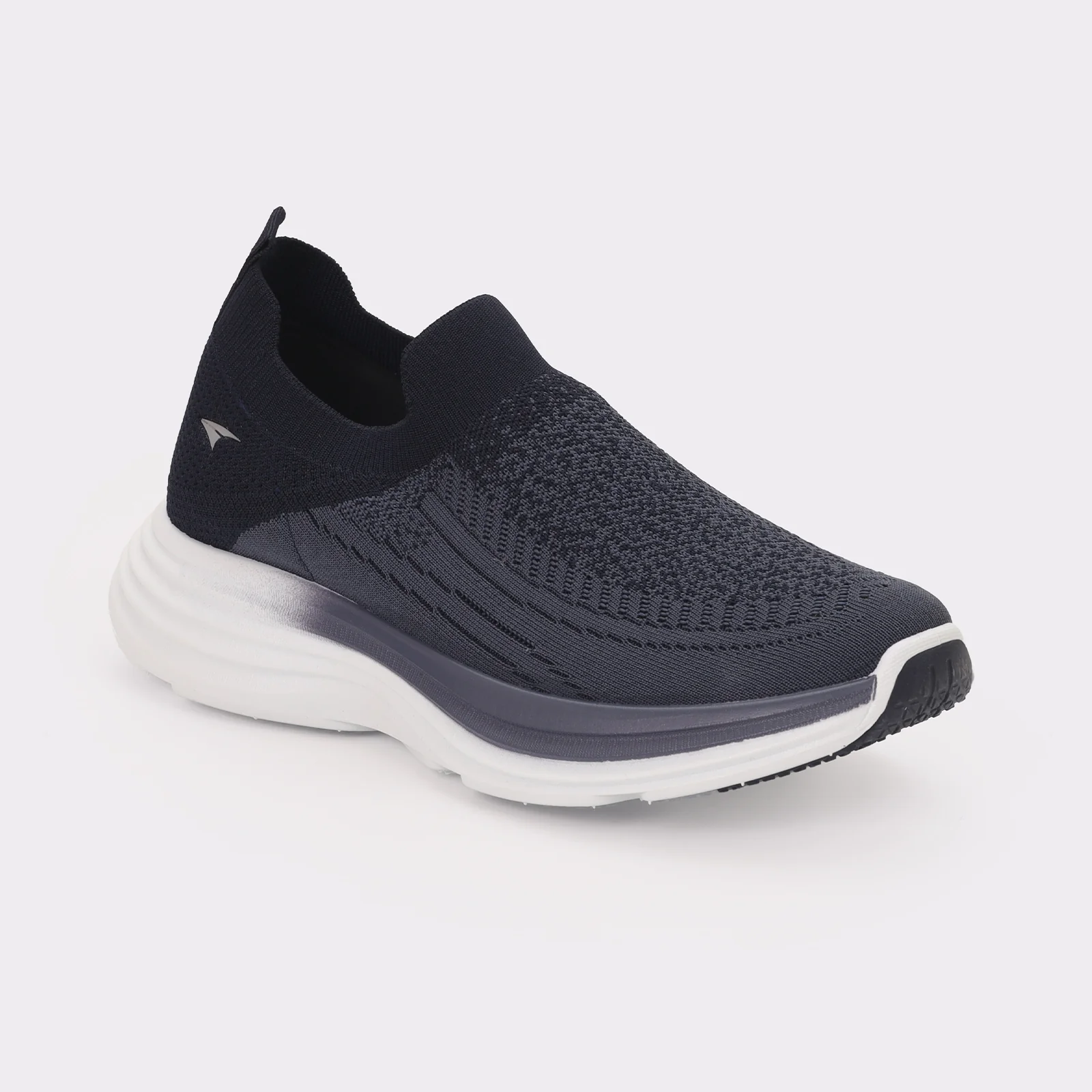 Men Everyday Sneakers - Image 2