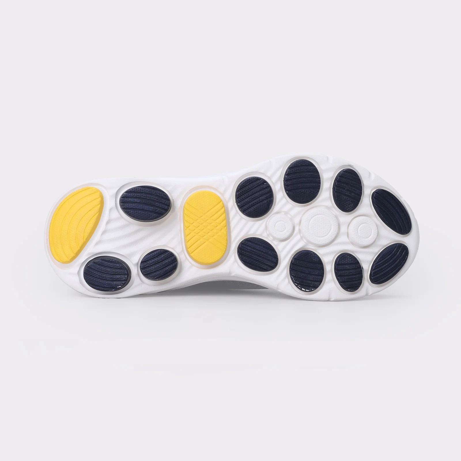 Men Everyday Sneakers - Image 6